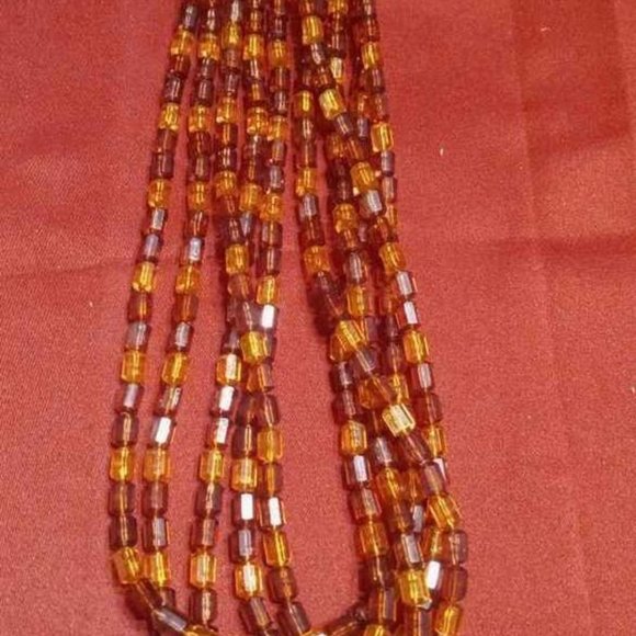VTG 5 STRAND OF AUTUMN AMBER BEADED CHOKER BROWNS,ORANGES,YELLOW ROUND CLASP - Picture 3 of 7